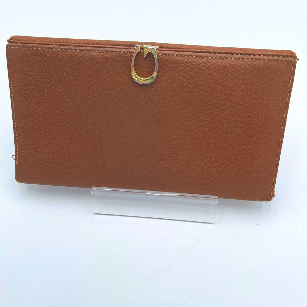 Gucci Brown Leather Wallet with Gold-Toned Closure